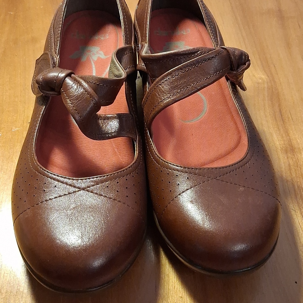 Dansko Maryjane Size 39 - Picture 2 of 10